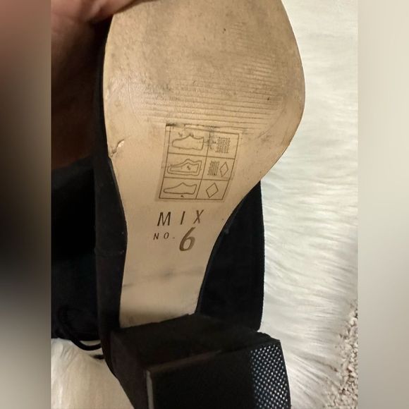 Mix No 6 PRAHA Size Us 8.5 Black Suede High Knee Back Zipper Block Heels Boots - Picture 7 of 7